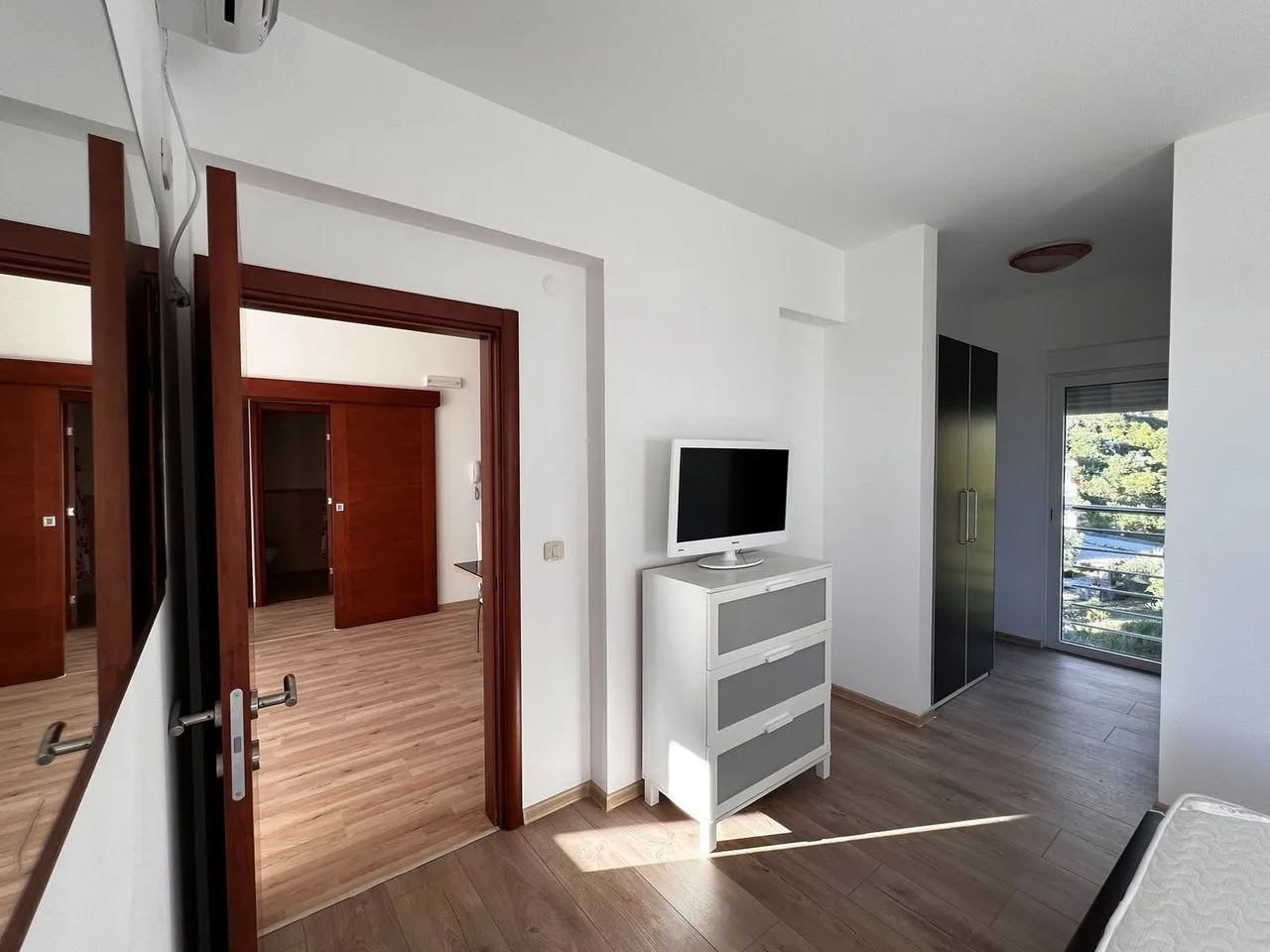 Sale, two bedroom apartment, 78m², Bečići, Budva