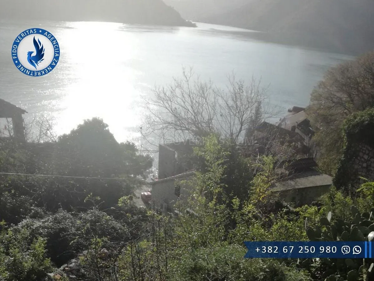 Sale, land lot, 1065m², Kotor, Crna Gora