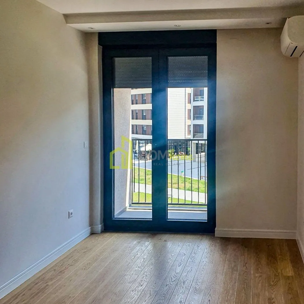 Izdavanje, dvosoban stan, 82m², Kruševac, Podgorica