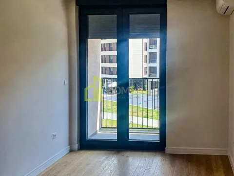 Izdavanje, dvosoban stan, 82m², Kruševac, Podgorica - image 10