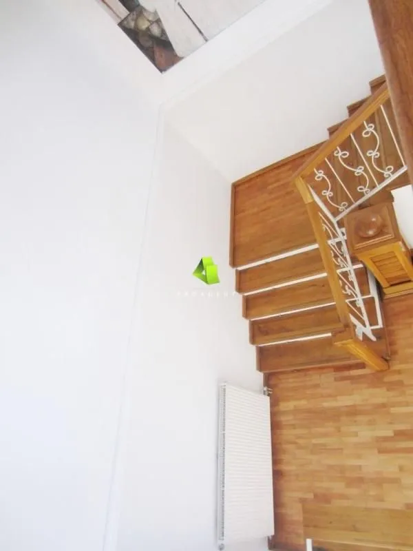 Izdavanje, poslovni prostor, 200m², Medijana, Niš