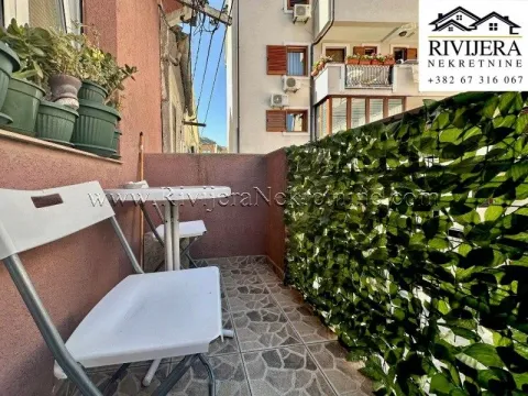 Sale, two bedroom apartment, 66m², Škaljari, Kotor - image 3