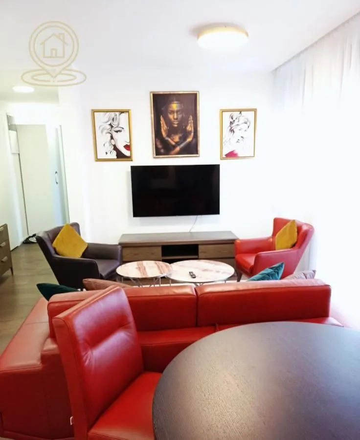 Izdavanje, trosoban stan, 64m², Vračar Sve Podlokacije, Beograd