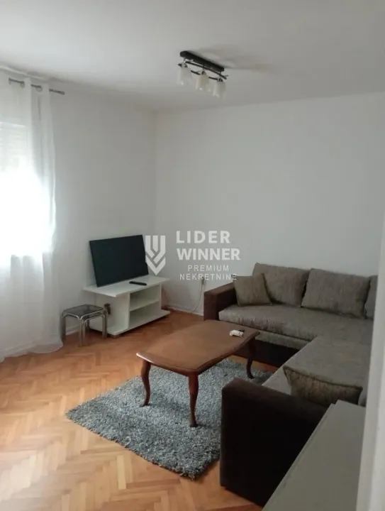 Sale, three bedroom apartment, 53m², Karaburma, Palilula Sve Podlokacije