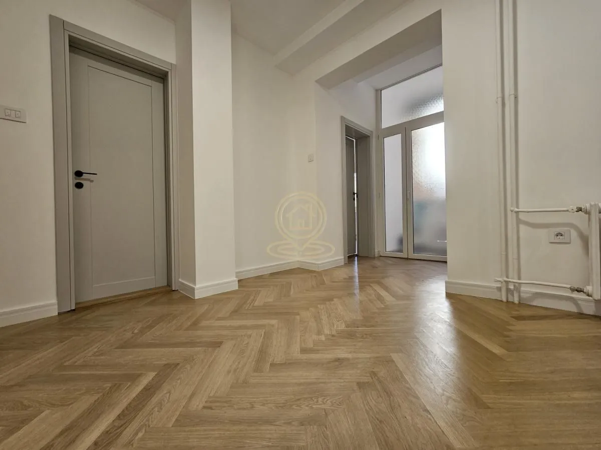 Prodaja, trosoban stan, 85m², Stari grad, Novi Sad