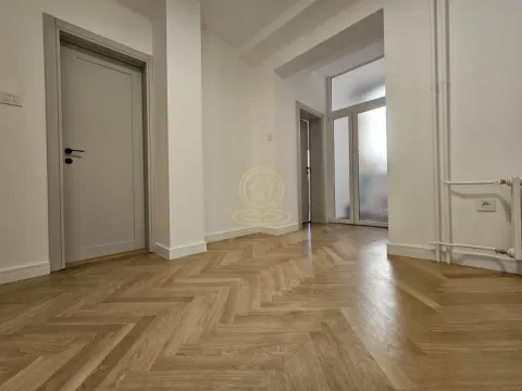 Prodaja, trosoban stan, 85m², Stari grad, Novi Sad - image 4