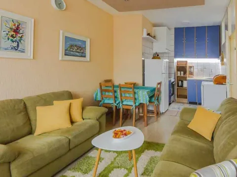 Izdavanje, jednosoban stan, 45m², Preko Morače, Podgorica - image 4