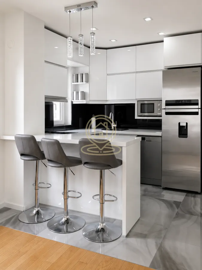 Rent, apartment, 131m², Bogoslovija, Palilula Sve Podlokacije