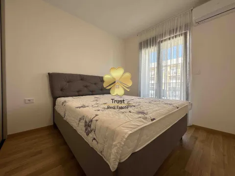 Izdavanje, dvosoban stan, 60m², City Kvart, Podgorica - image 7