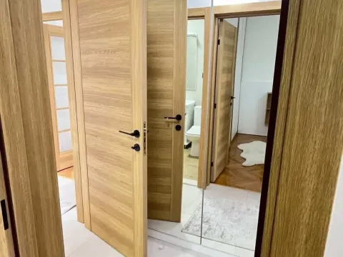 Izdavanje, dvosoban stan, 65m², Gintaš, Podgorica - image 7