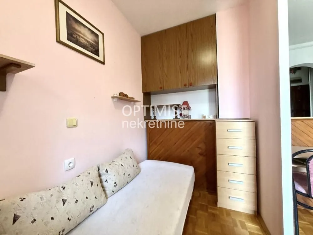 Izdavanje, jednosoban stan, 26m², Novi Beograd Sve Podlokacije, Beograd
