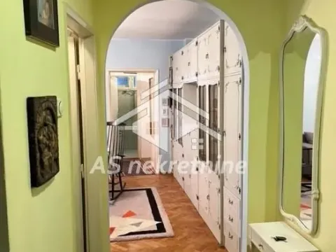 Izdavanje, trosoban stan, 90m², Tašmajdan, Palilula Sve Podlokacije - image 12