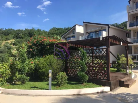 Prodaja, jednosoban stan, 47m², Pržno, Budva - image 15