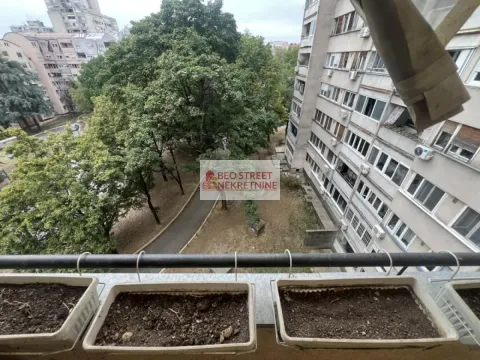 Prodaja, trosoban stan, 83m², Brace Jerković, Voždovac Sve Podlokacije - image 4