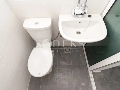 Rent, office space, 22m², Stari Aerodrom, Podgorica - image 6