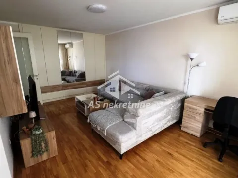 Izdavanje, dvosoban stan, 69m², Novi Beograd Blok 67, Novi Beograd Sve Podlokacije - image 3