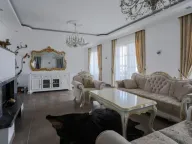 Rent, house, 180m², Blizikuće, Budva - image 9