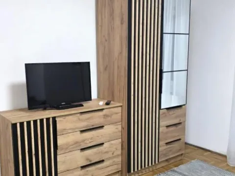 Izdavanje, garsonjera, 30m², Sajmište, Novi Sad - image 7