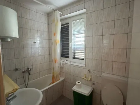 Rent, house, 200m², Bečići, Budva - image 5