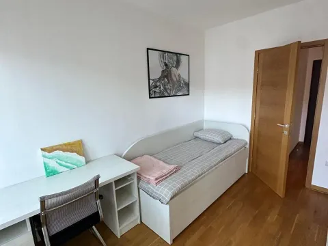 Izdavanje, dvosoban stan, 64m², City Kvart, Podgorica - image 9