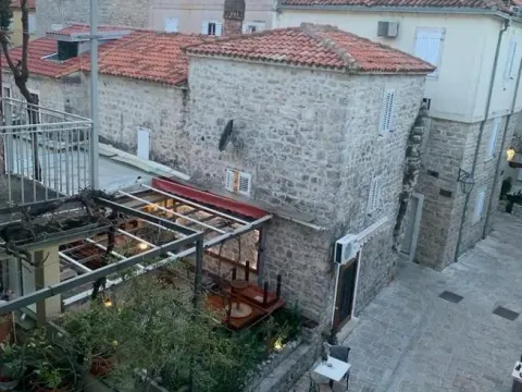 Sale, one bedroom apartment, 48m², Budva, Crna Gora - image 7