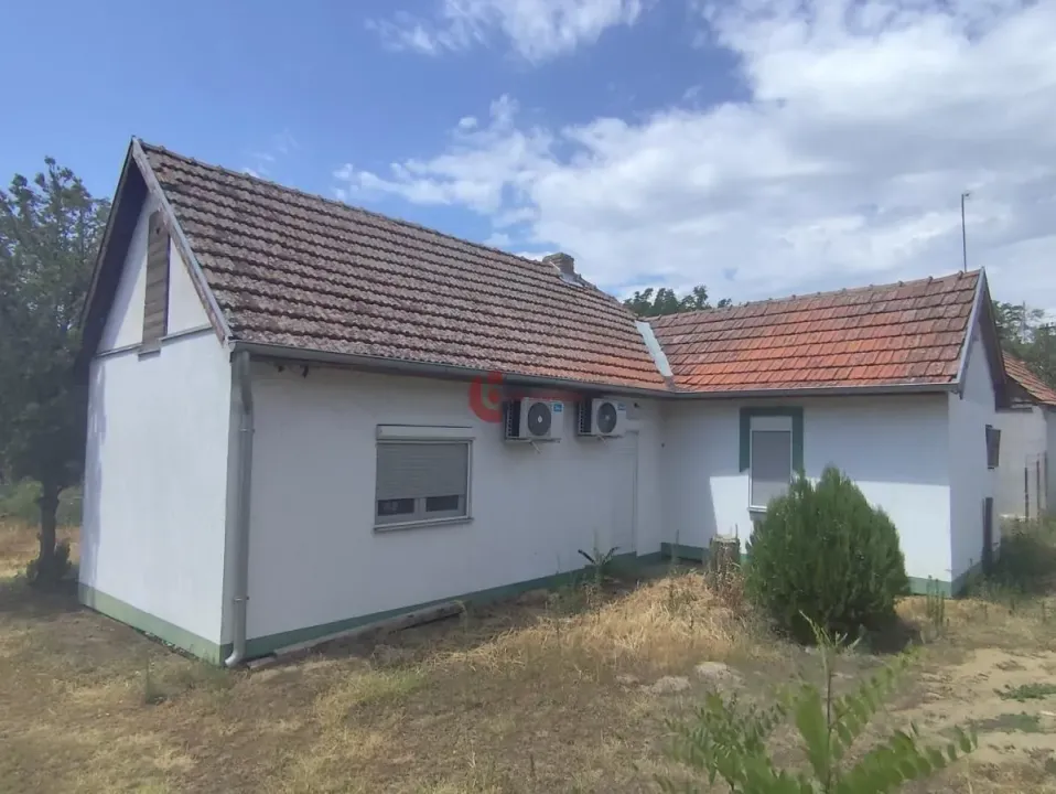 Sale, house, 83m², Peščara, Subotica