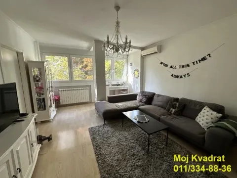 Stan in Novi Beograd Blok 37