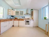 Rent, one bedroom apartment, 120m², Prčanj, Kotor - image 8