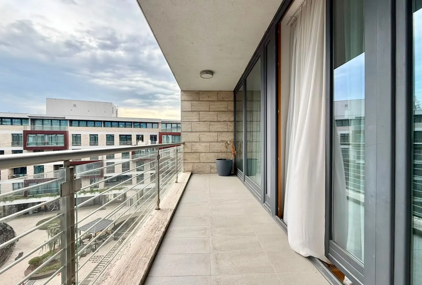 Rent, two bedroom apartment, 126m², Kod Capital Plaze, Podgorica