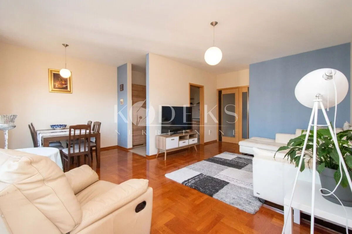 Izdavanje, trosoban stan, 103m², Zabjelo, Podgorica