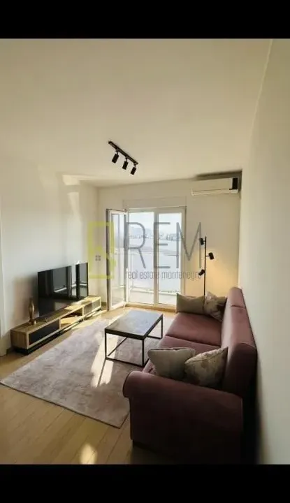 Prodaja, jednosoban stan, 44m², City Kvart, Podgorica