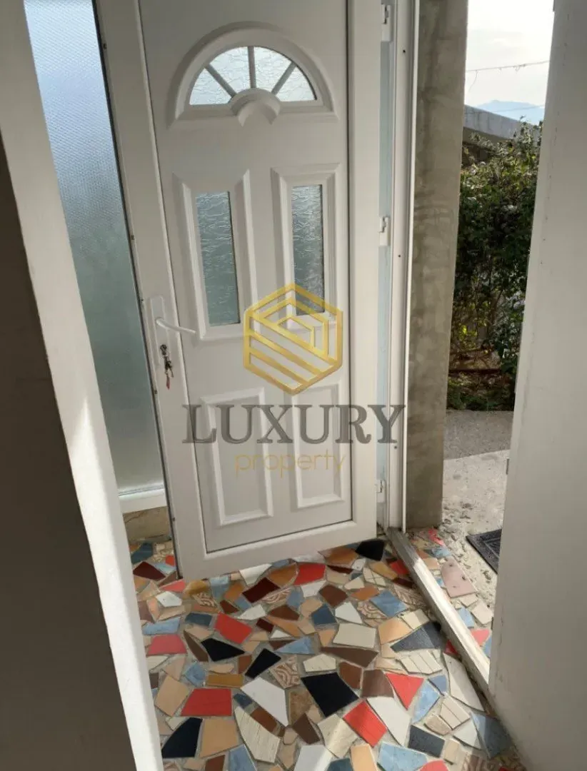 Rent, studio apartment, 30m², Momišići, Podgorica