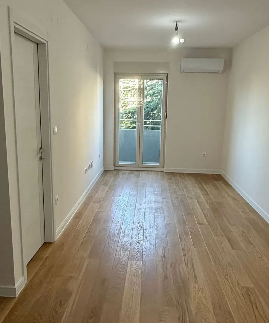 Rent, one bedroom apartment, 46m², Central Point, Podgorica