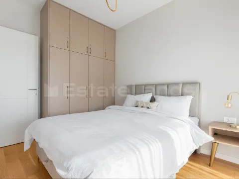 Izdavanje, dvosoban stan, 66m², Centar, Tivat - image 7