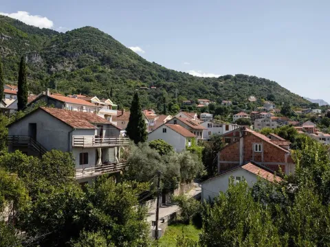 Prodaja, trosoban stan, 82m², Tivat, Crna Gora - image 7