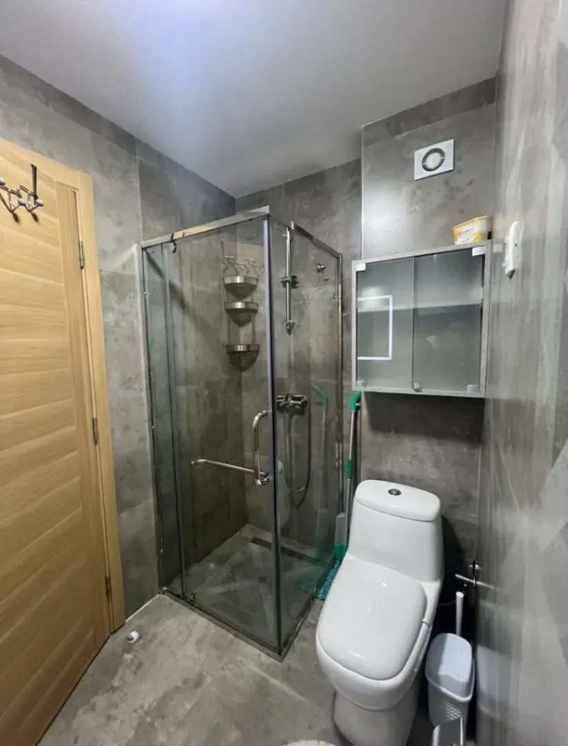 Izdavanje, jednosoban stan, 42m², Pobrežje, Podgorica