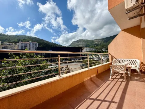 Sale, two bedroom apartment, 61m², Centar, Budva - image 4