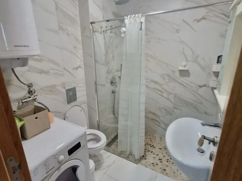 Rent, one bedroom apartment, 43m², Dobrota, Kotor - image 6