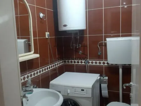 Izdavanje, jednosoban stan, 49m², Grbavica, Novi Sad Sve Podlokacije - image 5