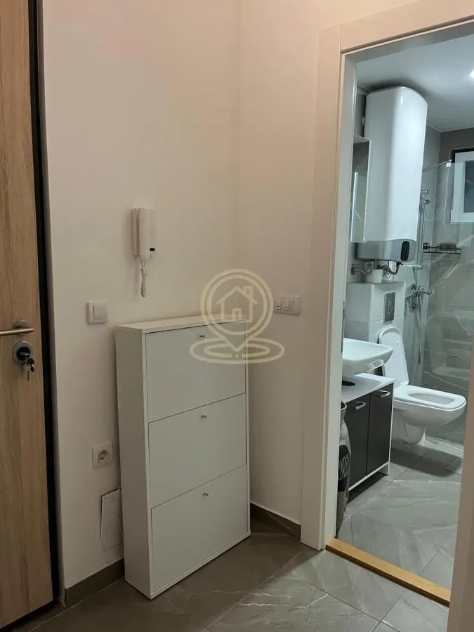 Izdavanje, dvosoban stan, 35m², Lekino Brdo, Voždovac Sve Podlokacije
