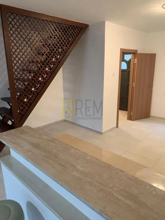 Prodaja, kuća, 100m², Stara Varoš, Podgorica