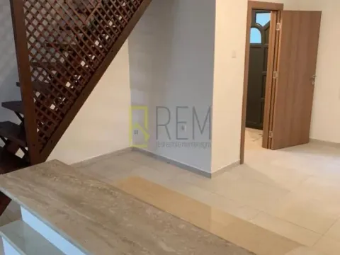 Prodaja, kuća, 100m², Stara Varoš, Podgorica - image 2