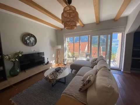 Sale, two bedroom apartment, 89m², Prčanj, Kotor - image 5