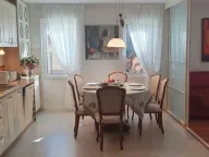 Prodaja, trosoban stan, 121m², Petrovac, Budva - image 1