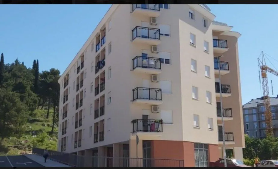 Prodaja, jednosoban stan, 41m², Ljubović, Podgorica