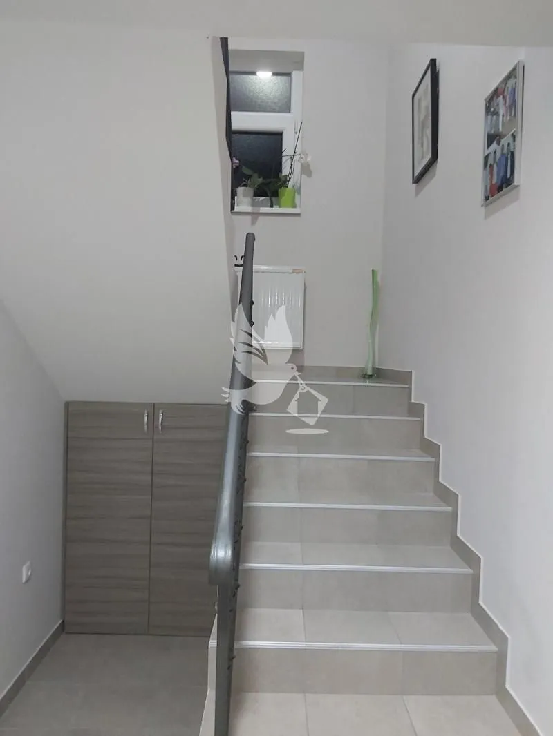 Prodaja, kuća, 220m², Sopot, Beograd