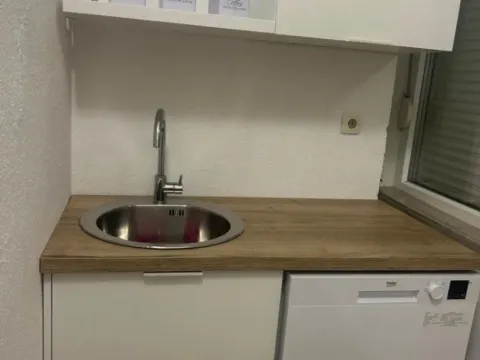 Izdavanje, dvosoban stan, 68m², Centar, Podgorica - image 7