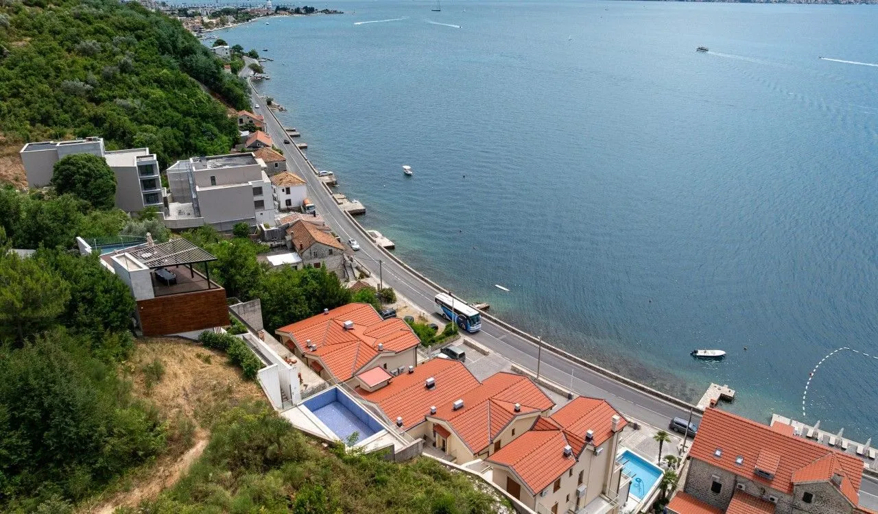 Prodaja, dvosoban stan, 67m², Opatovo, Tivat