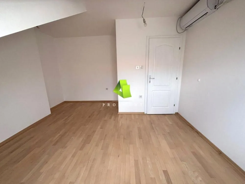 Prodaja, četvorosoban stan, 149m², Pantelej, Niš