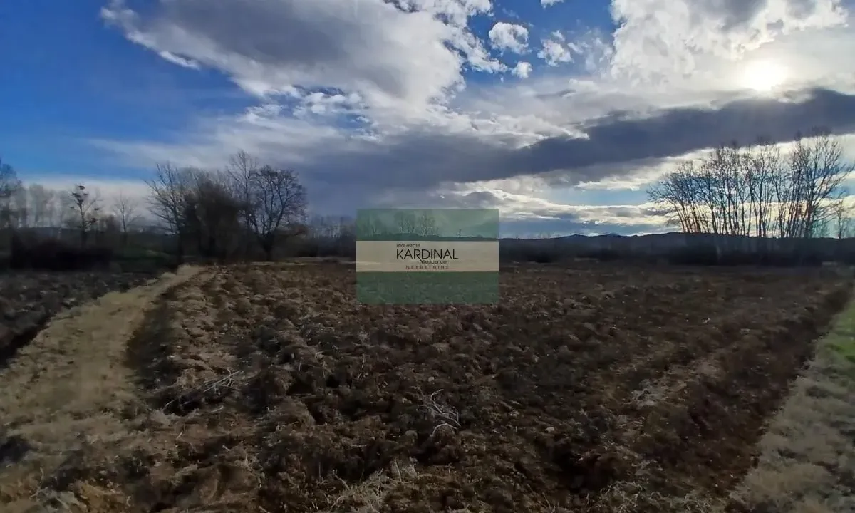 Sale, land lot, 26939m², Kragujevac, Srbija